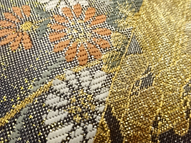  引箔秋草に寺・横段模様織出し袋帯